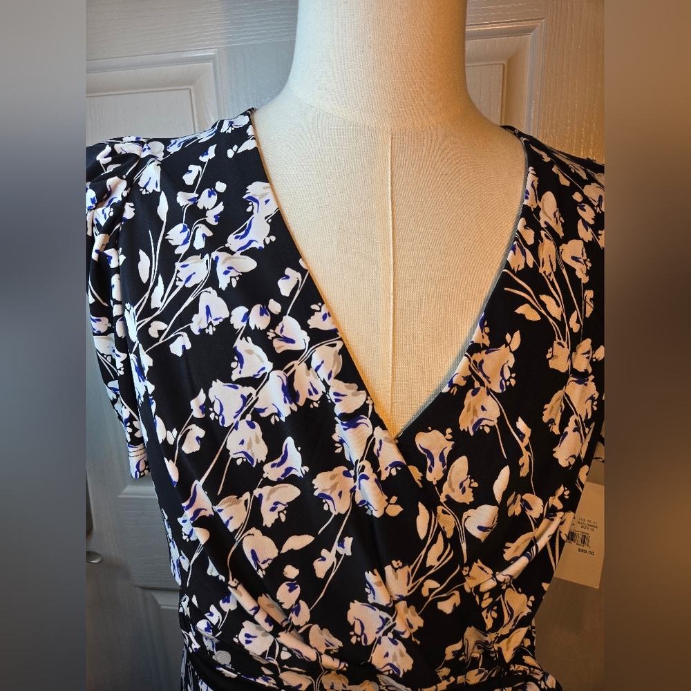 NWT Harper Rose Floral V-Neck Tulip Dress Black and White Size 10 - Picture 5 of 13